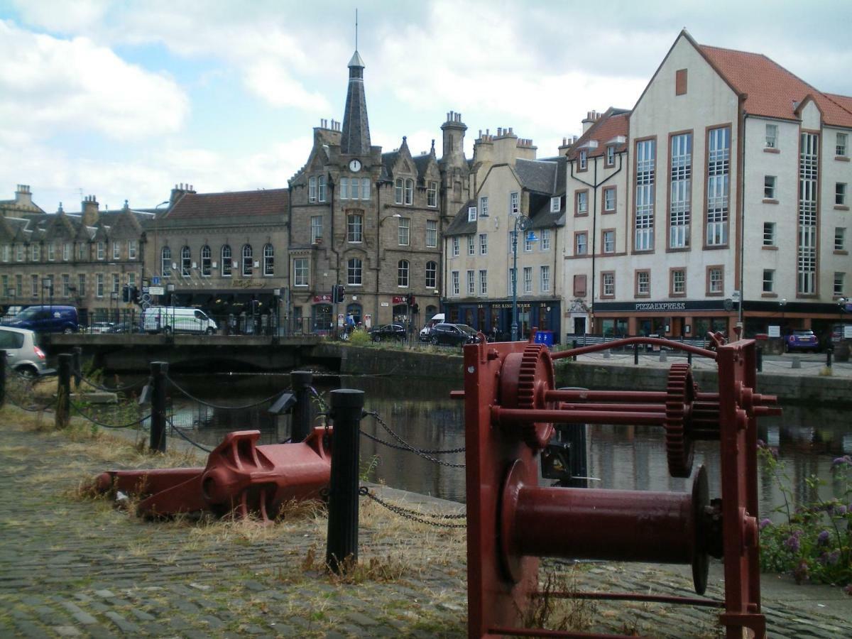 Appartamento 20/5 Timber Bush Edimburgo Esterno foto