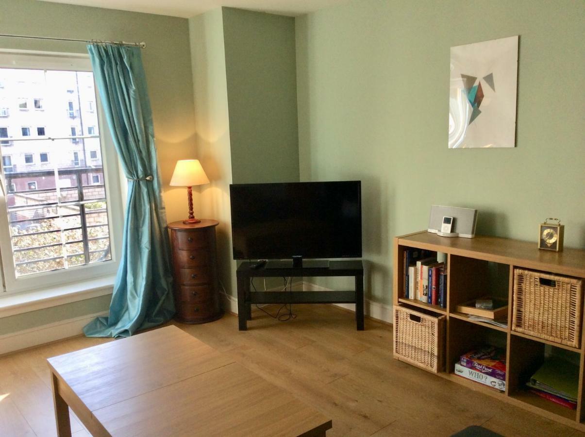 Appartamento 20/5 Timber Bush Edimburgo Esterno foto